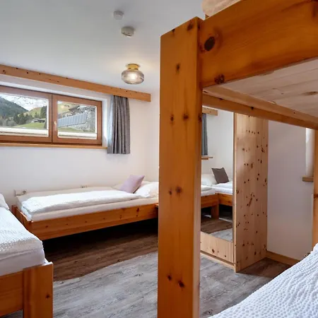 Haus Michael Apartamento