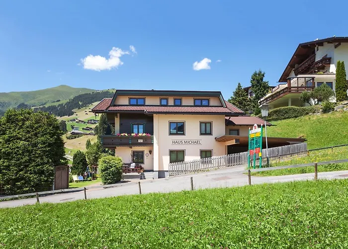 Haus Michael * トゥクス